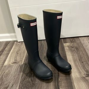 Hunter Original tall boots size 6m/7f eu 38 matte navy blue